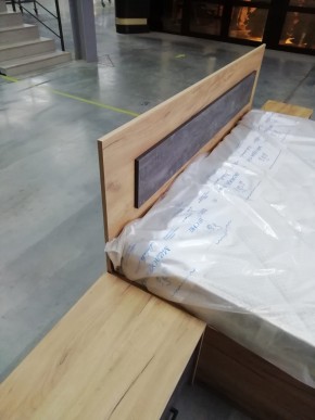 Спальный гарнитур МСП-1 (Дуб золотой/Камень темный) 1600 в Нытве - nytva.ok-mebel.com | фото 20